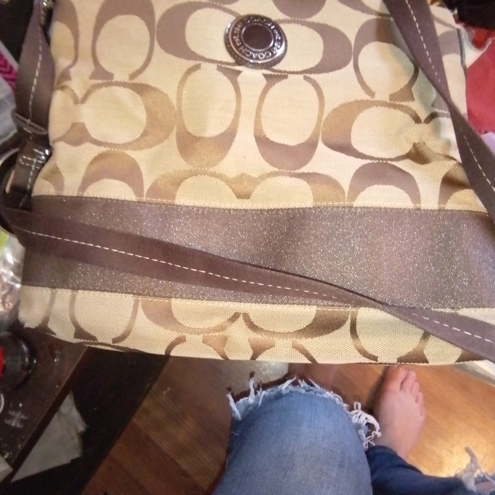 Coach Purse - Picture 4 of 5